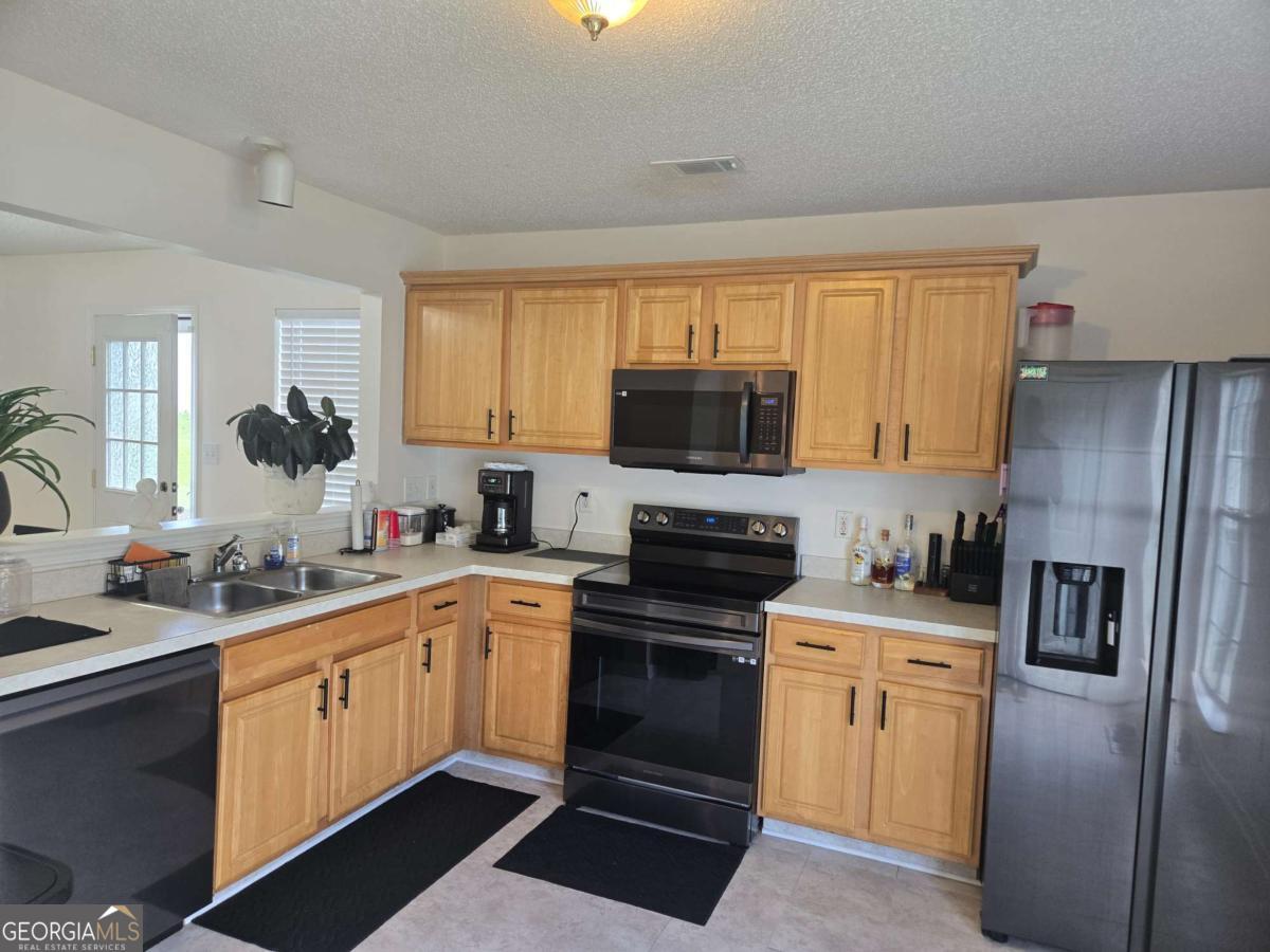 6646 Creek Turn Drive Rex GA 30273