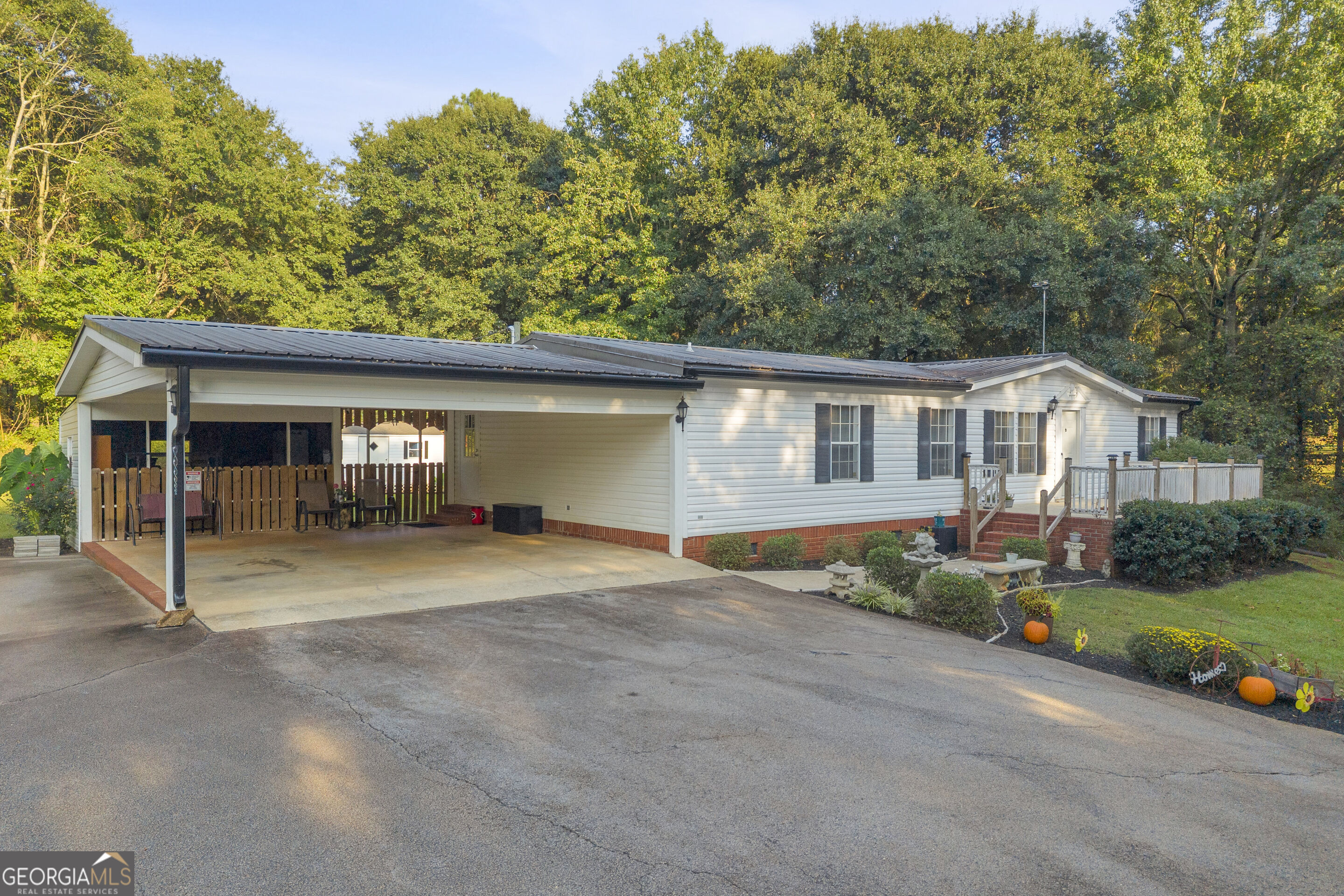 763 Akins Lunsford Road Canon GA 30520