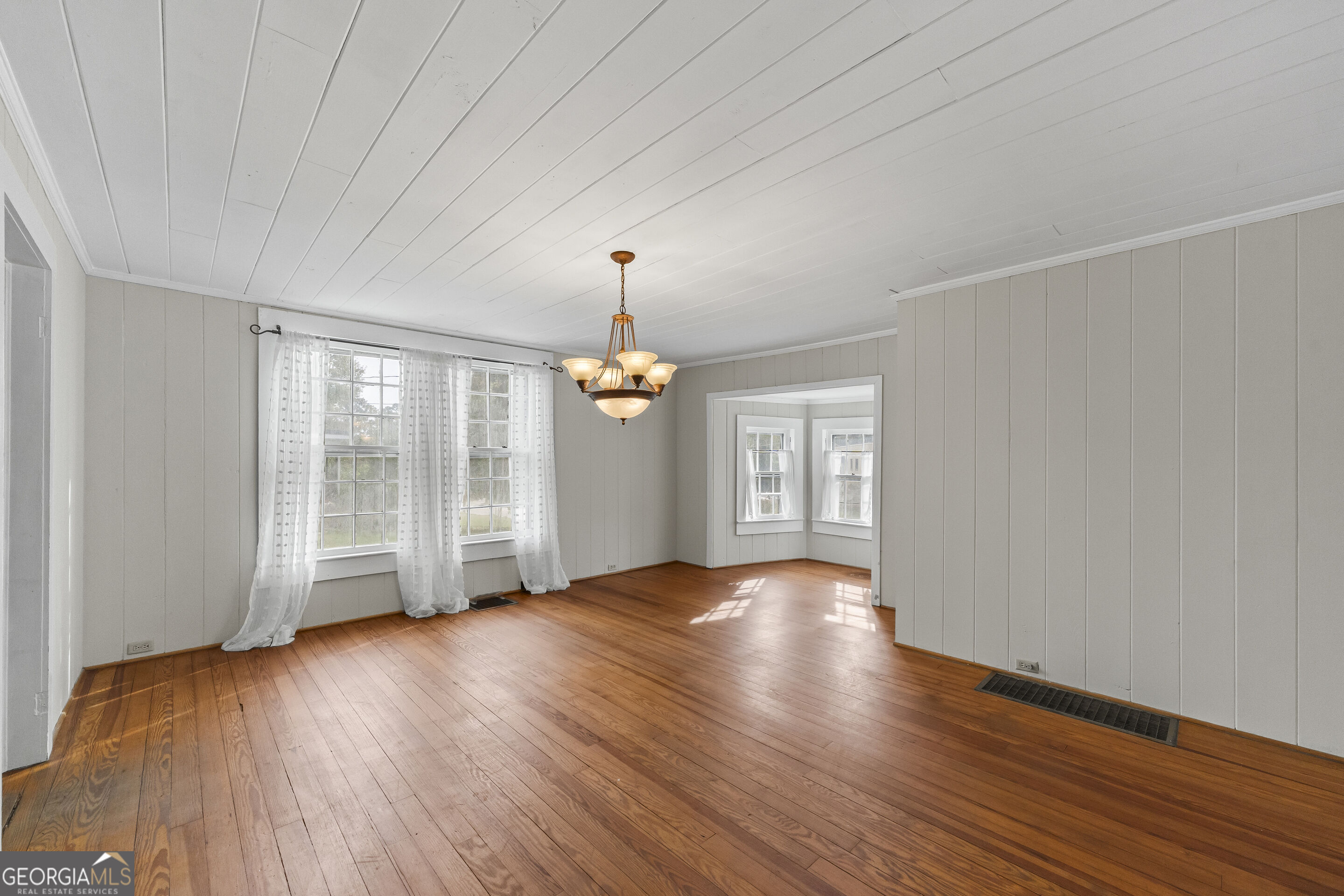124 Boulevard Toccoa GA 30577