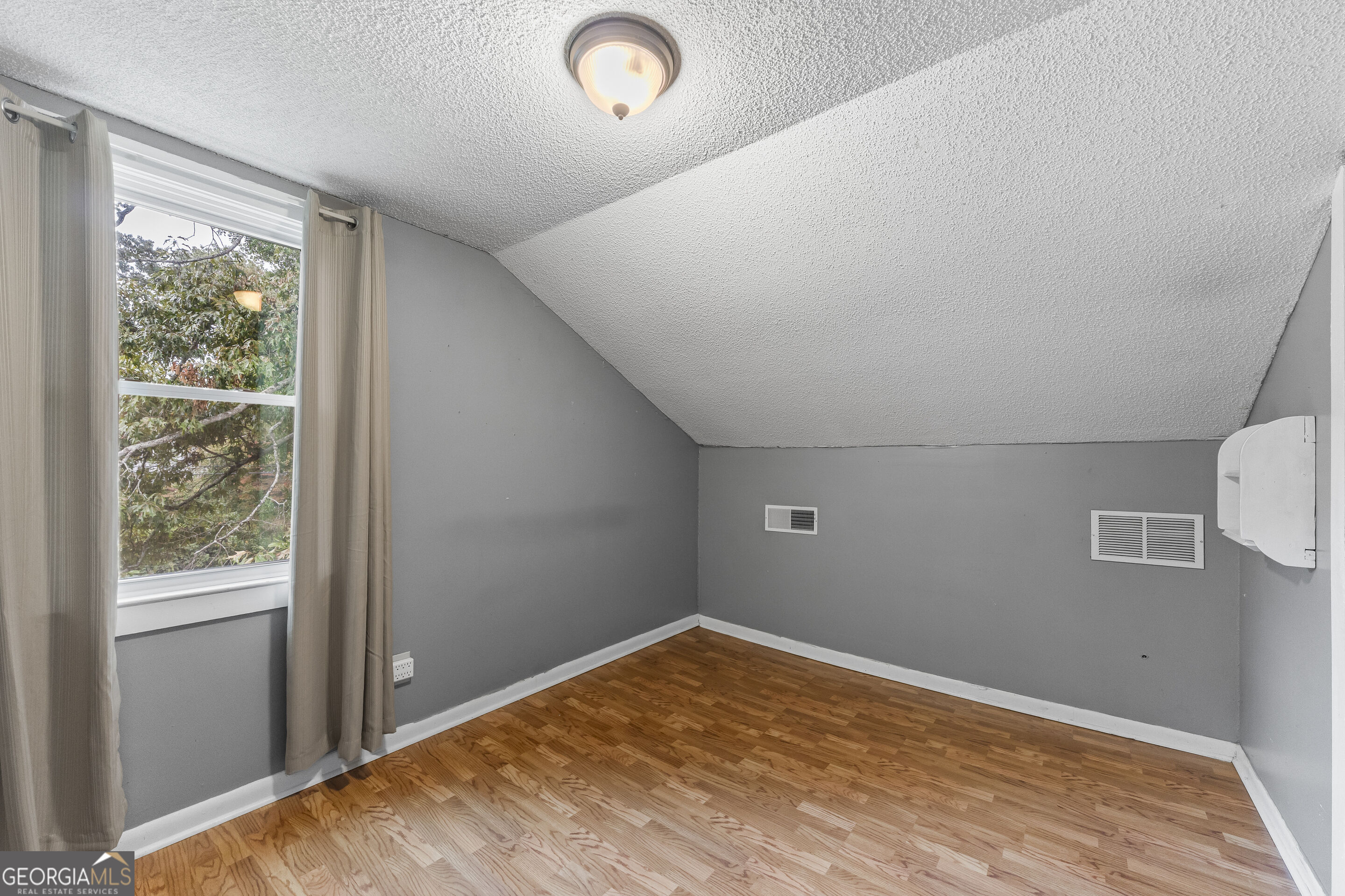 124 Boulevard Toccoa GA 30577