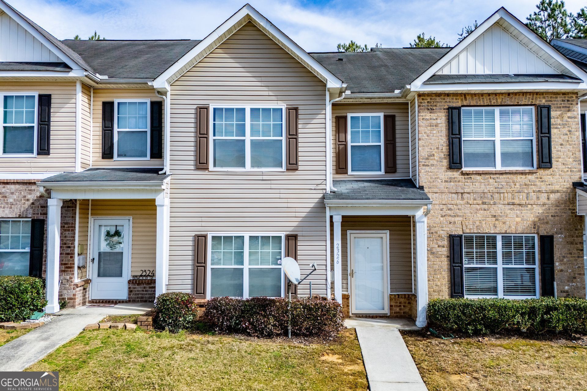 2326 Bigwood Trail Atlanta GA 30349