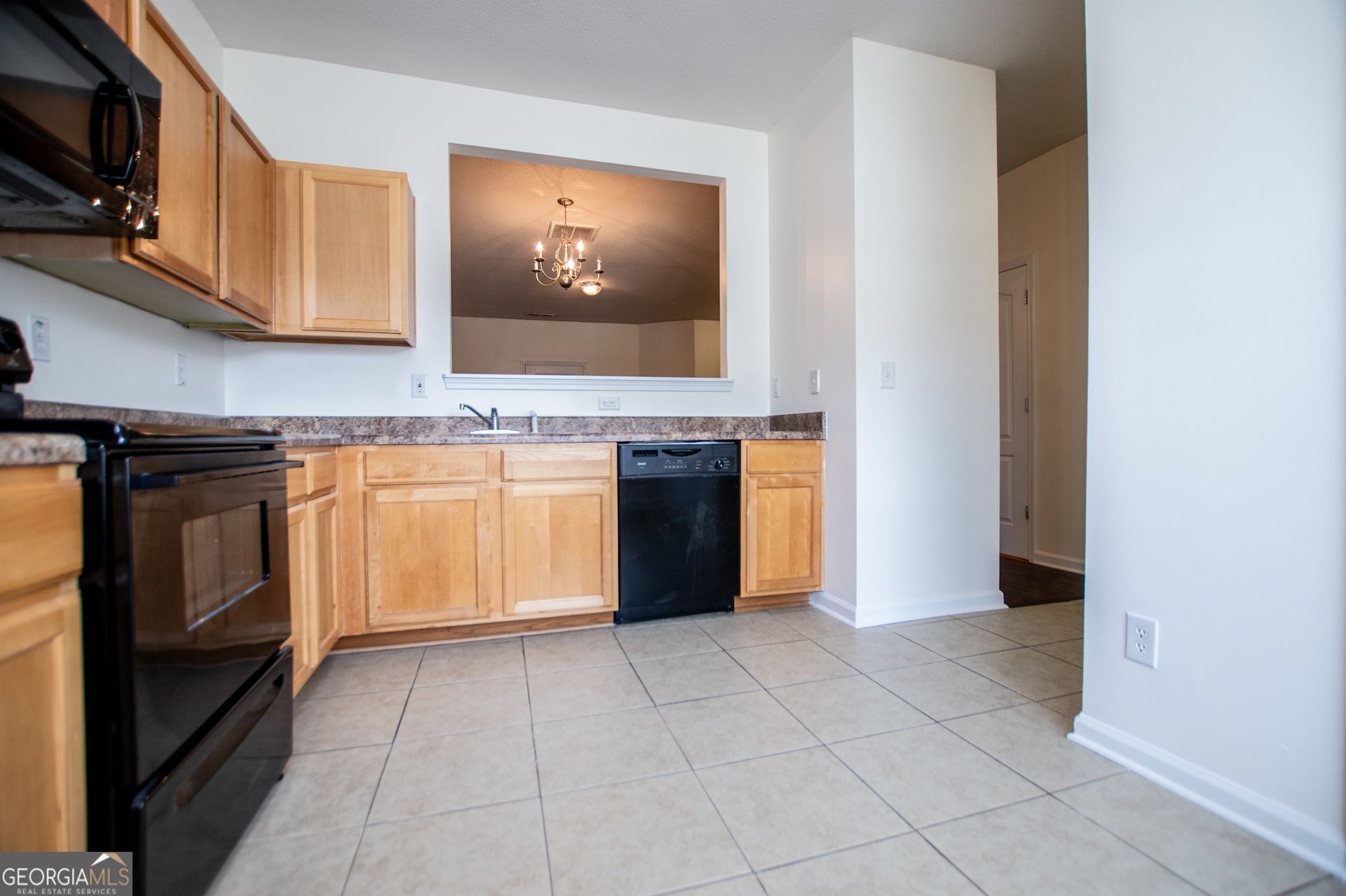 2326 Bigwood Trail Atlanta GA 30349