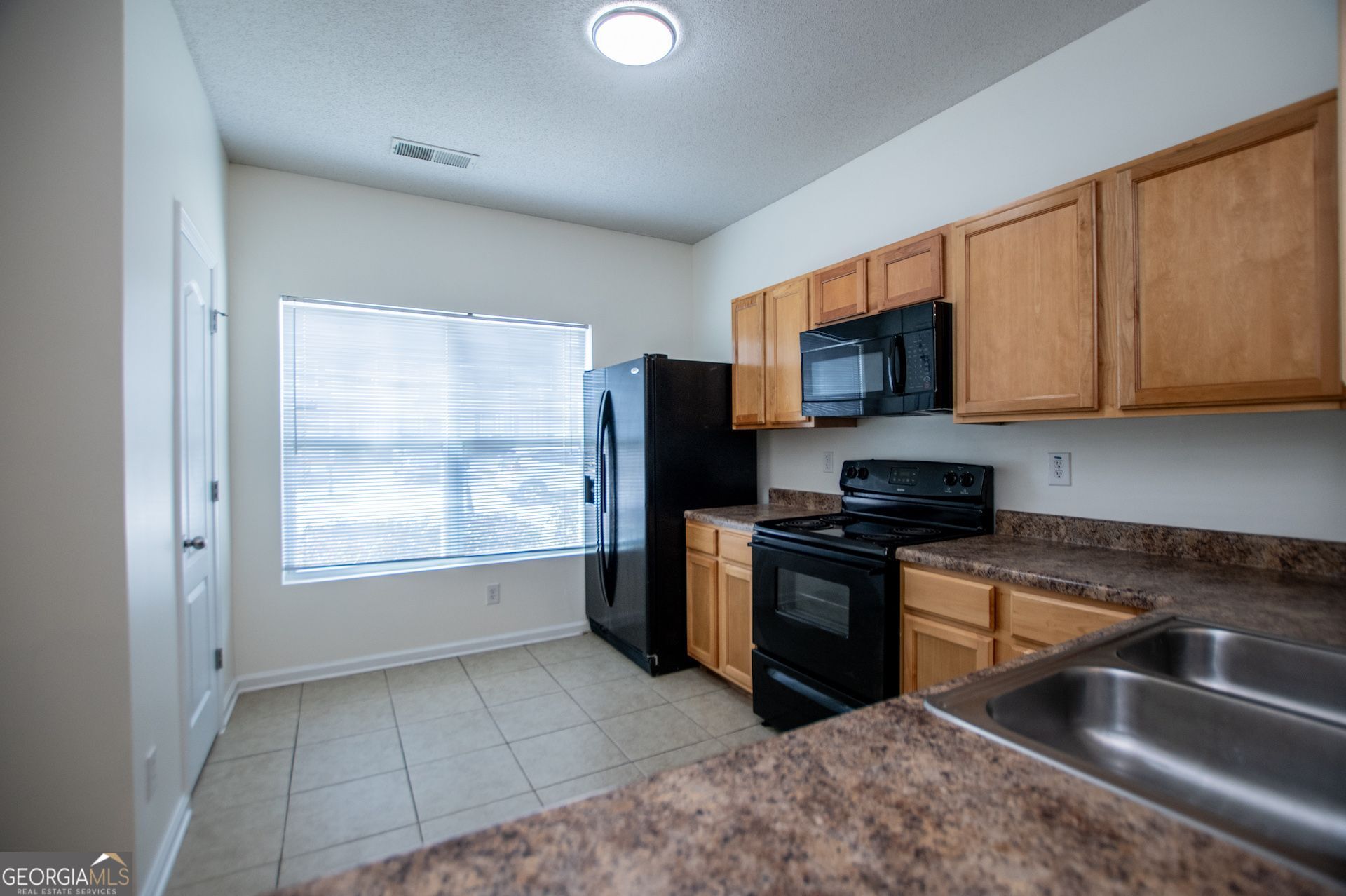 2326 Bigwood Trail Atlanta GA 30349