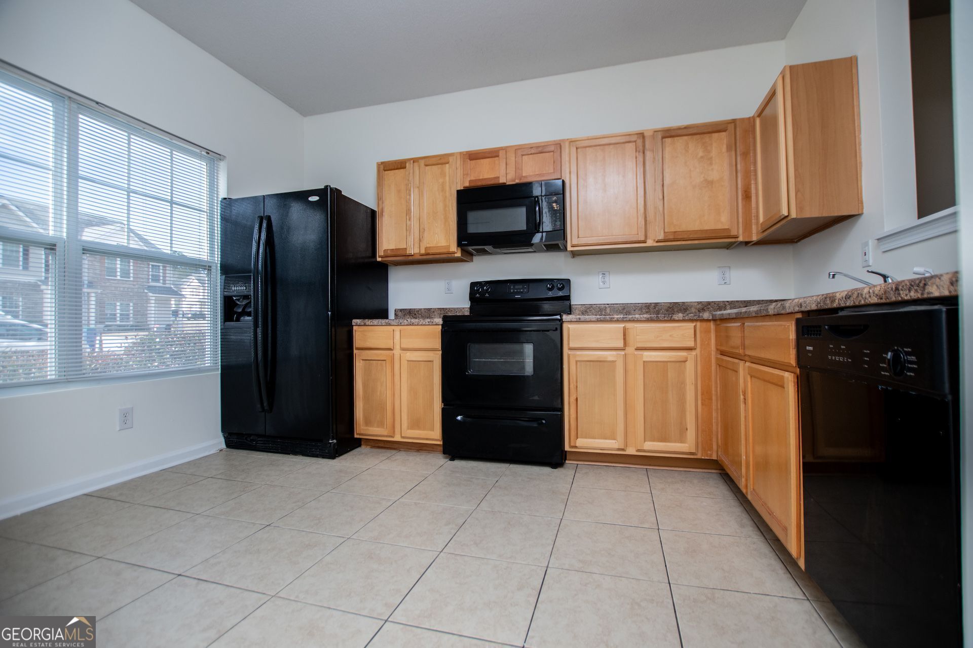 2326 Bigwood Trail Atlanta GA 30349