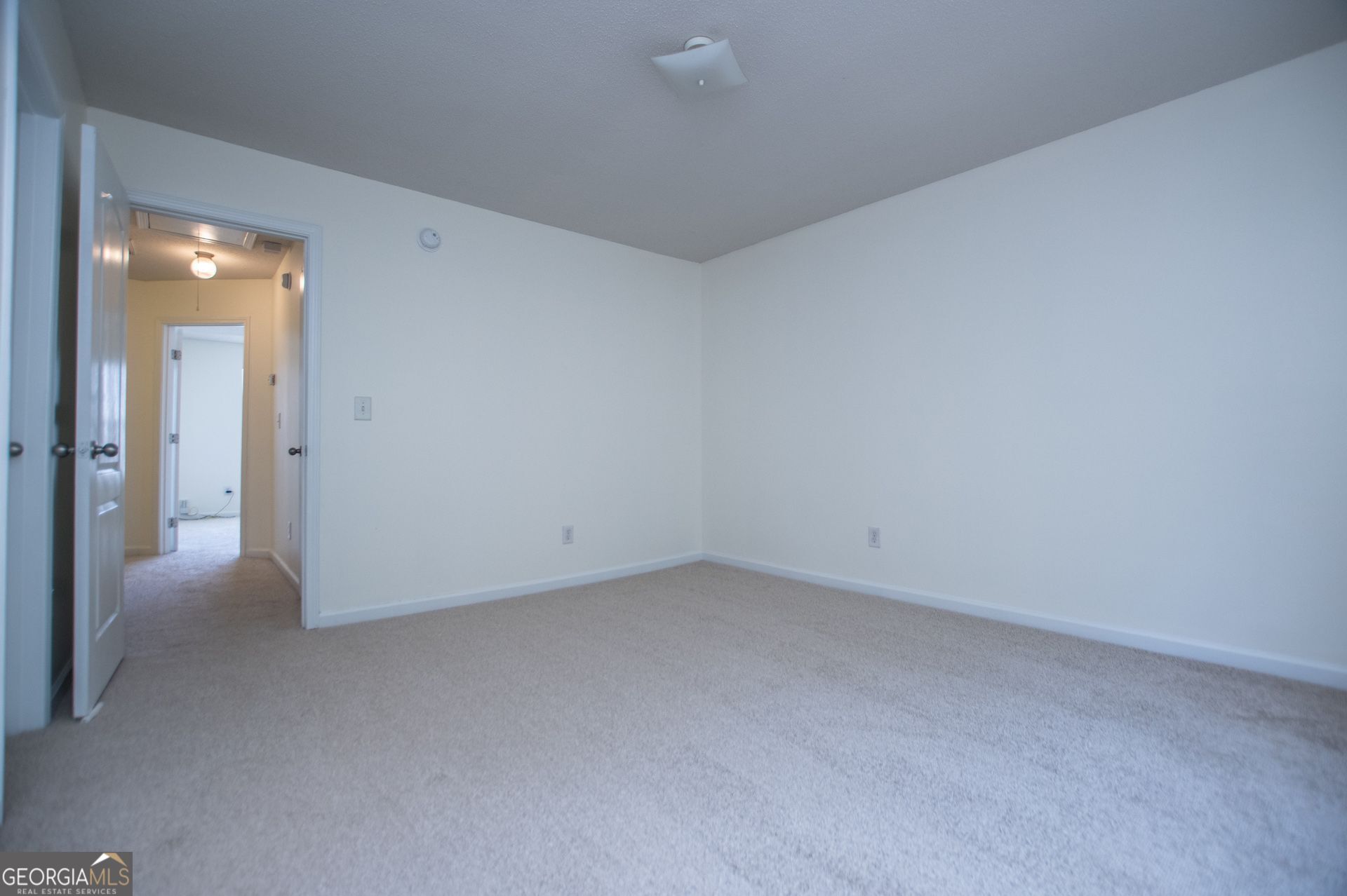 2326 Bigwood Trail Atlanta GA 30349
