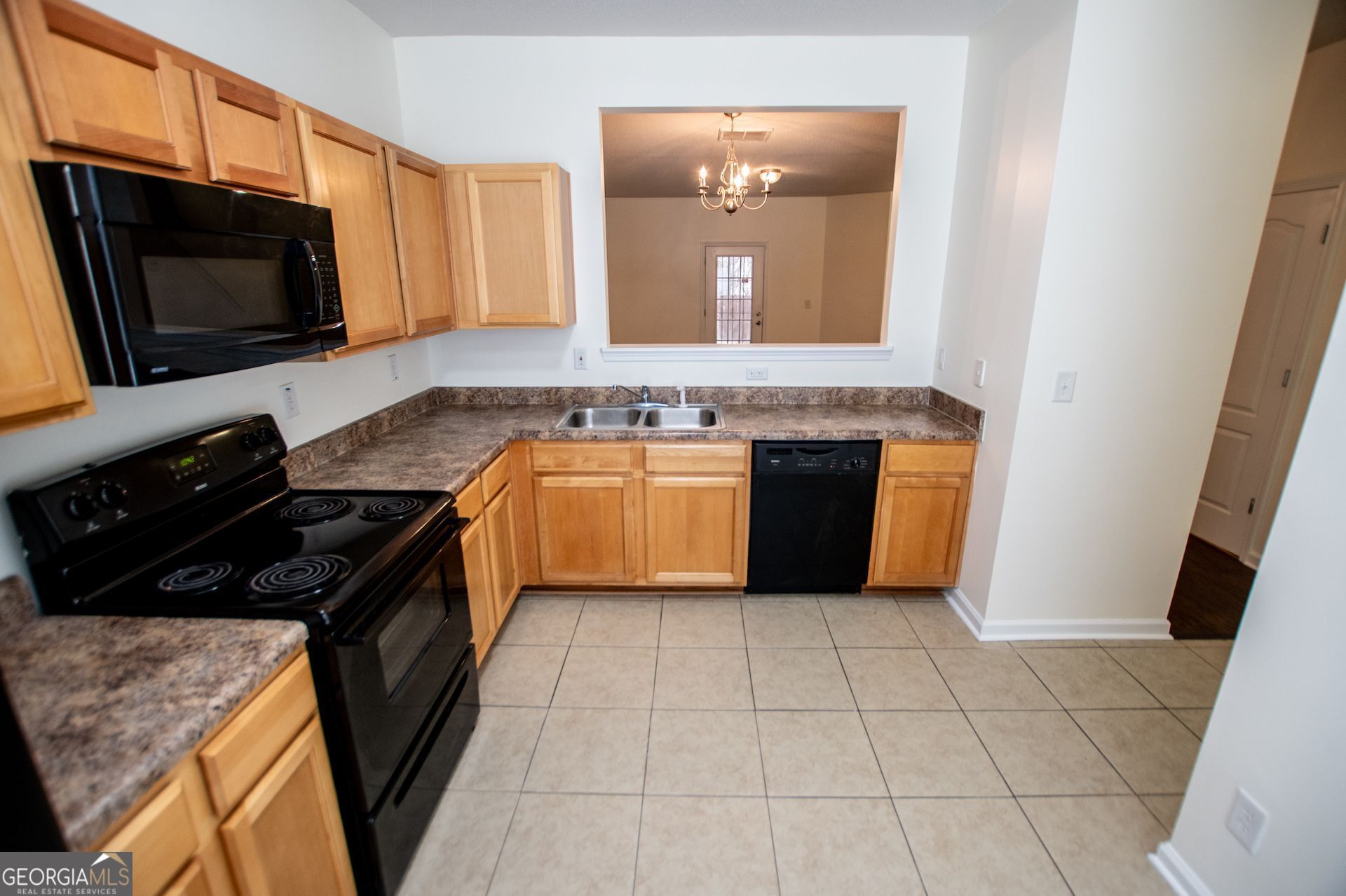 2326 Bigwood Trail Atlanta GA 30349