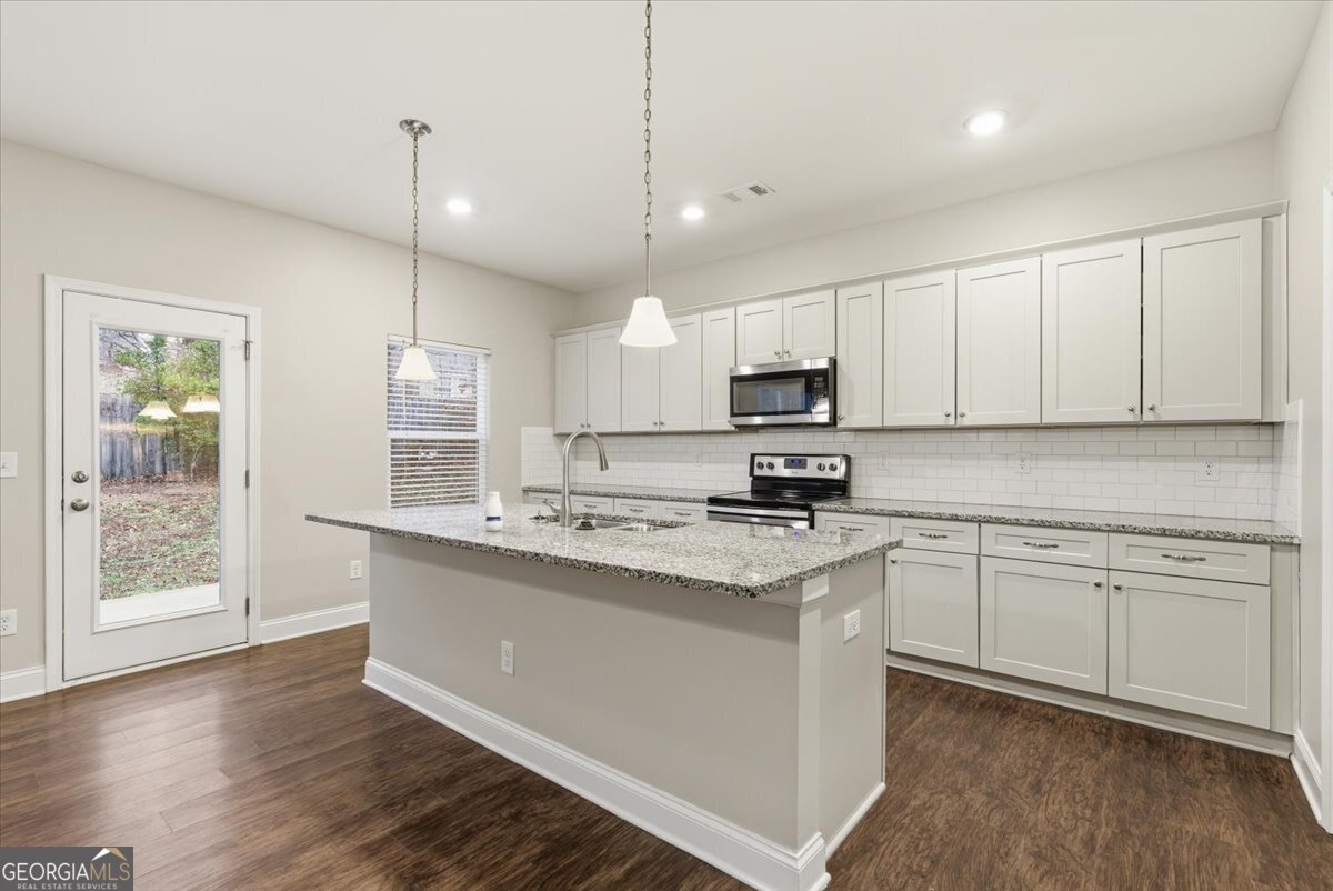 423 Pearson Circle Hampton GA 30228