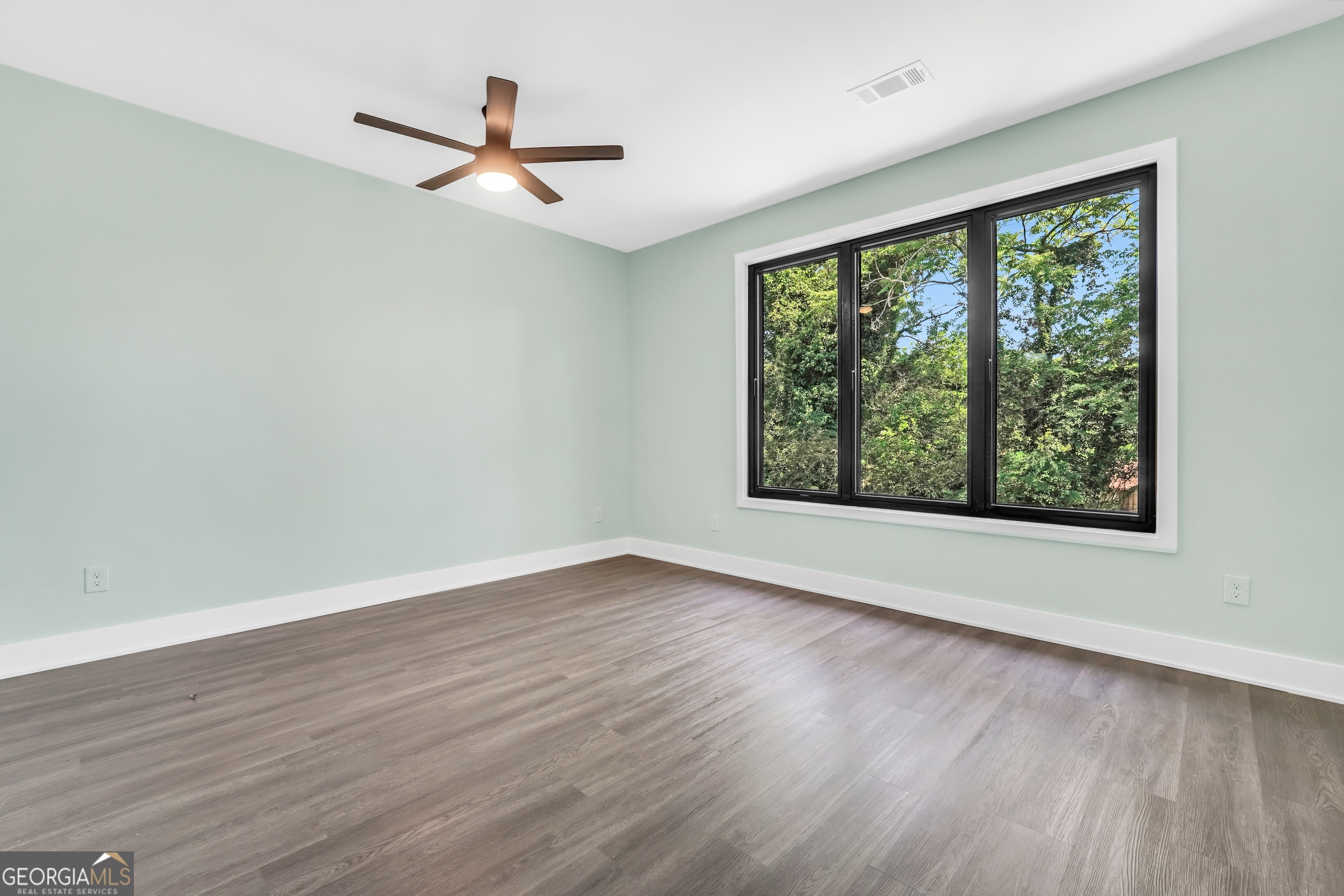 233 E Tinsley Street Griffin GA 30223