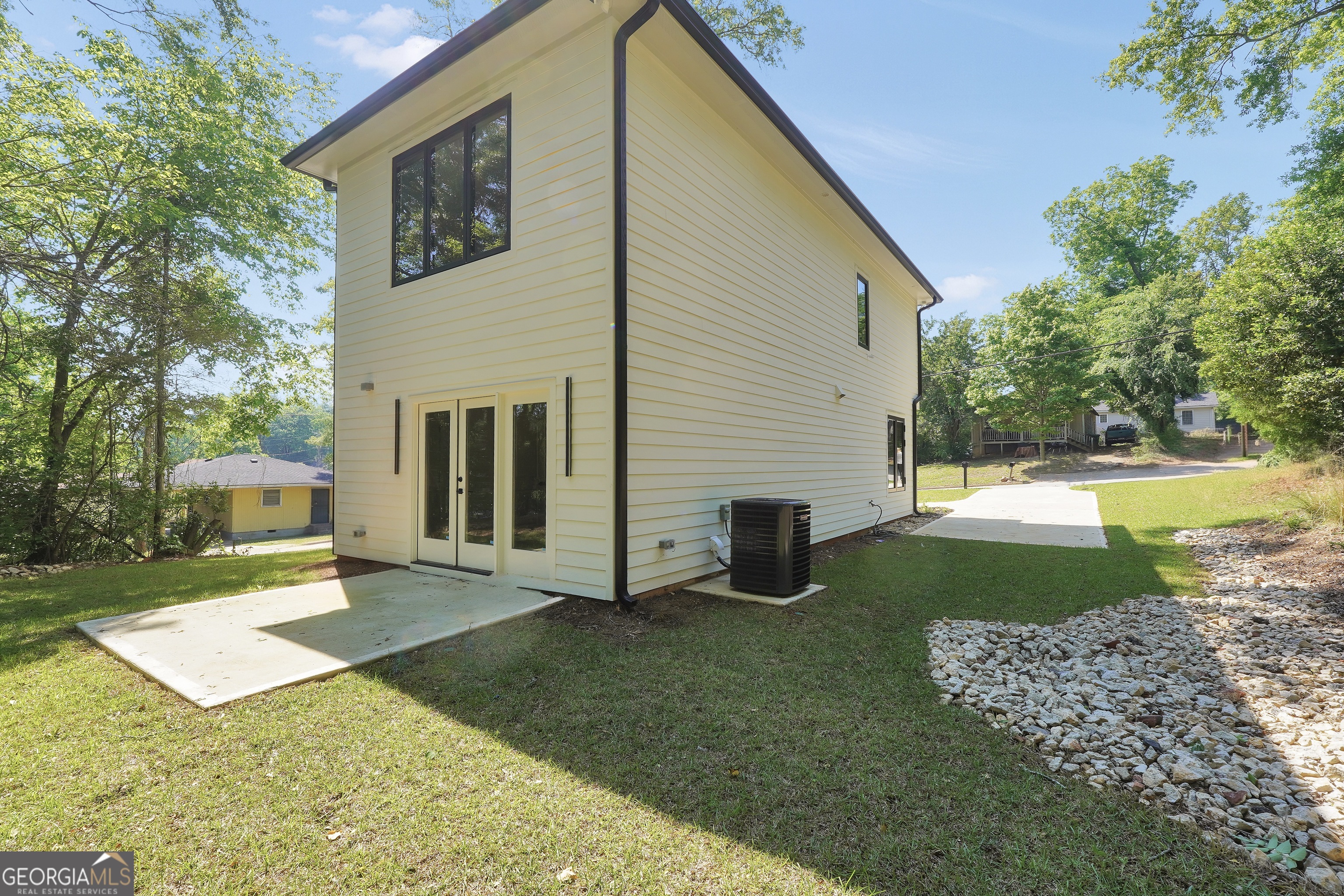 233 E Tinsley Street Griffin GA 30223