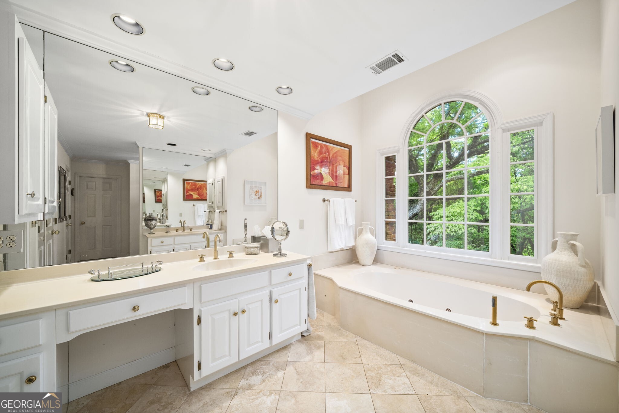 9100 Huntcliff Trace Sandy Springs GA 30350