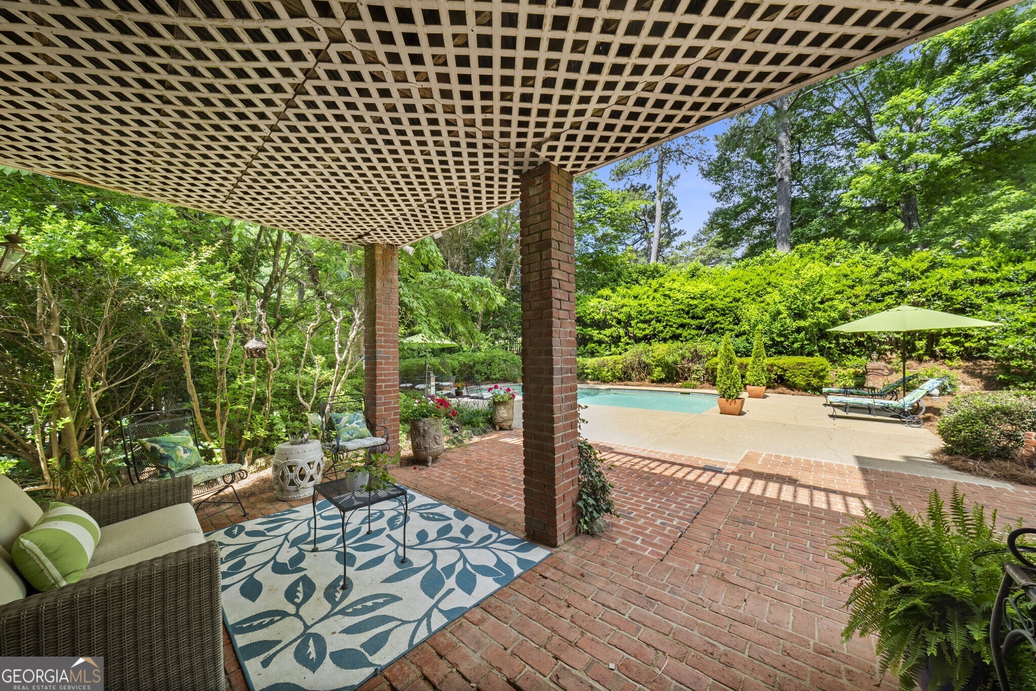 9100 Huntcliff Trace Sandy Springs GA 30350