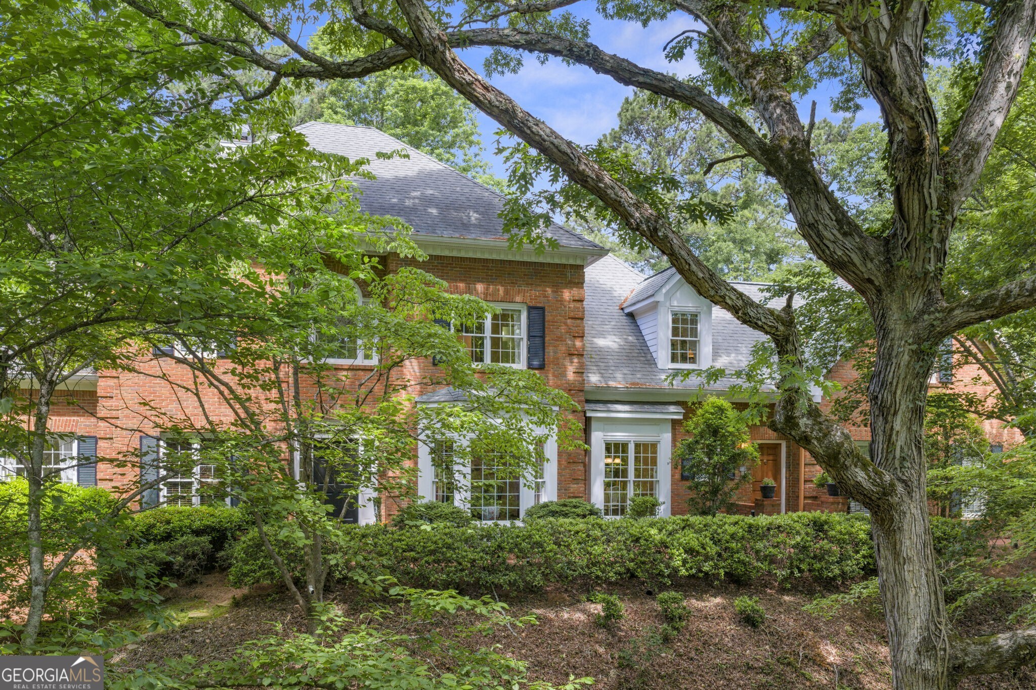 9100 Huntcliff Trace Sandy Springs GA 30350