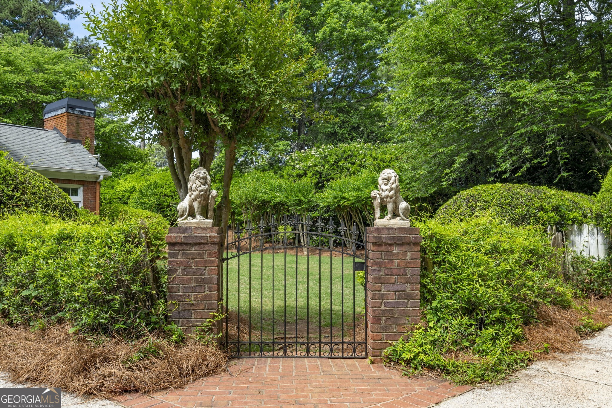 9100 Huntcliff Trace Sandy Springs GA 30350