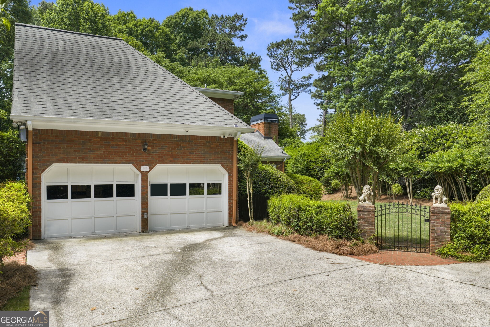 9100 Huntcliff Trace Sandy Springs GA 30350