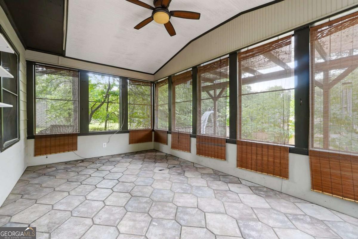 3262 Summer Wood Circle Snellville GA 30039
