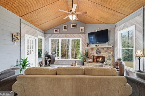 72 Highland Pointe Drive Ellijay GA 30536