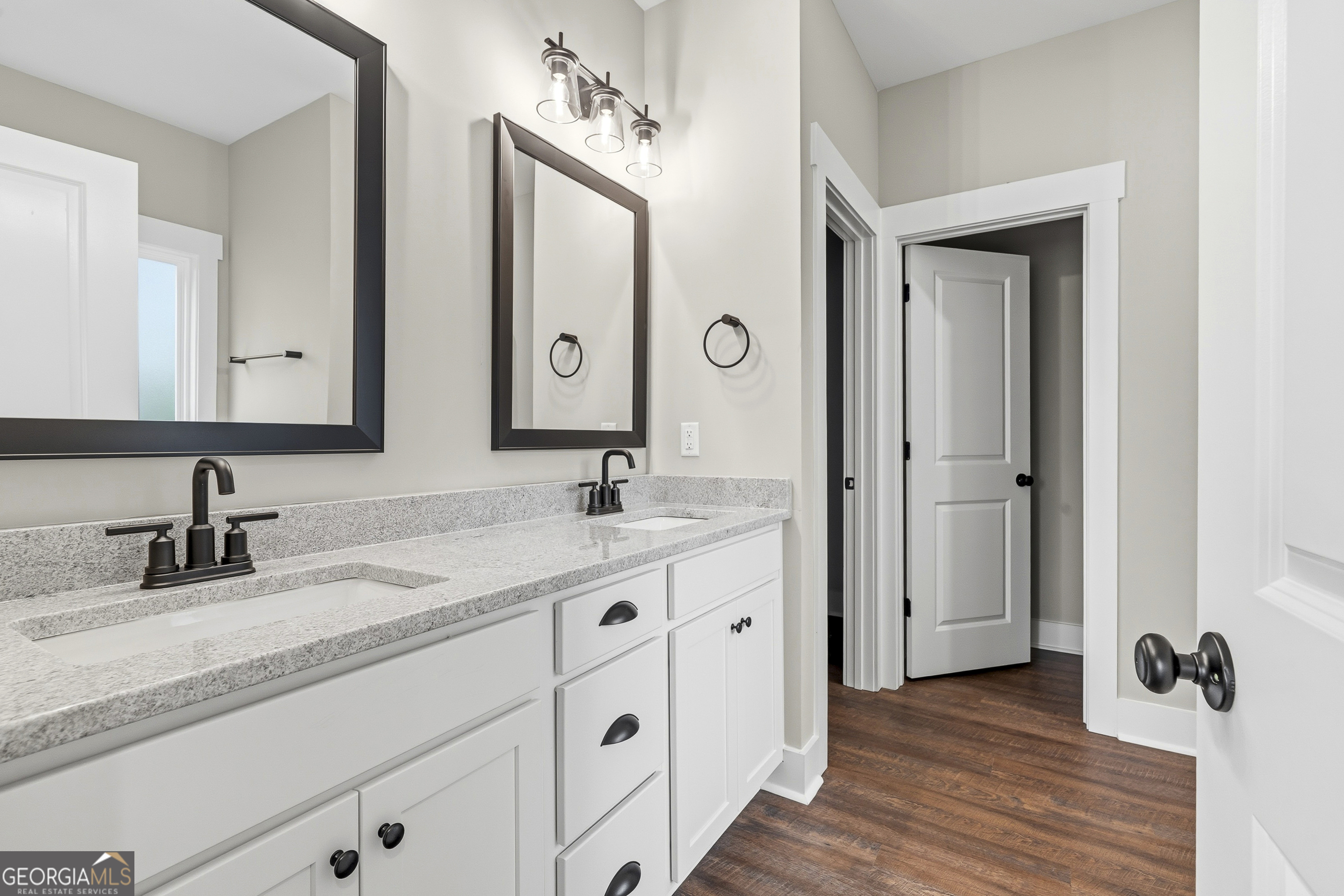 146 Overland Way Gray GA 31032