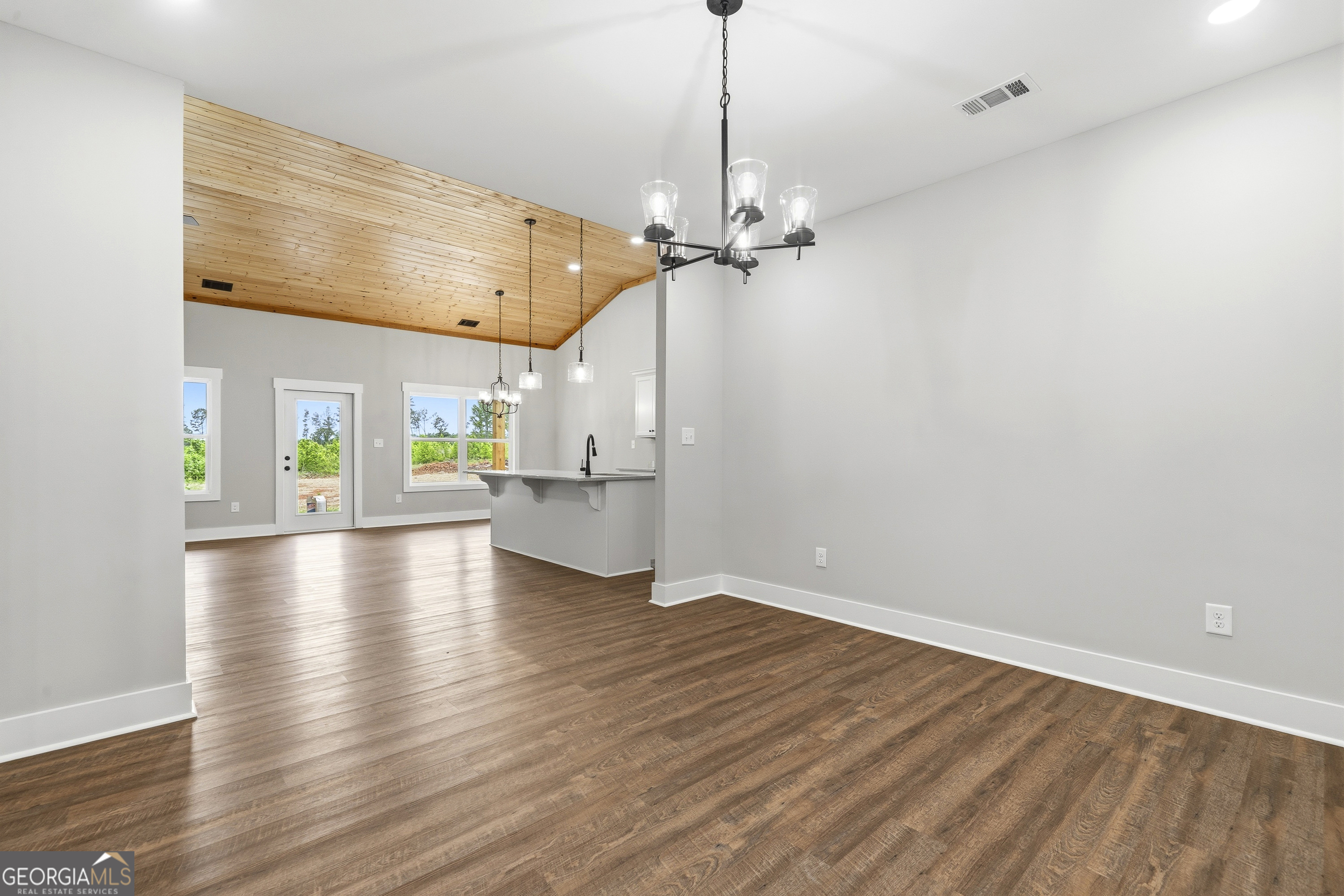 146 Overland Way Gray GA 31032