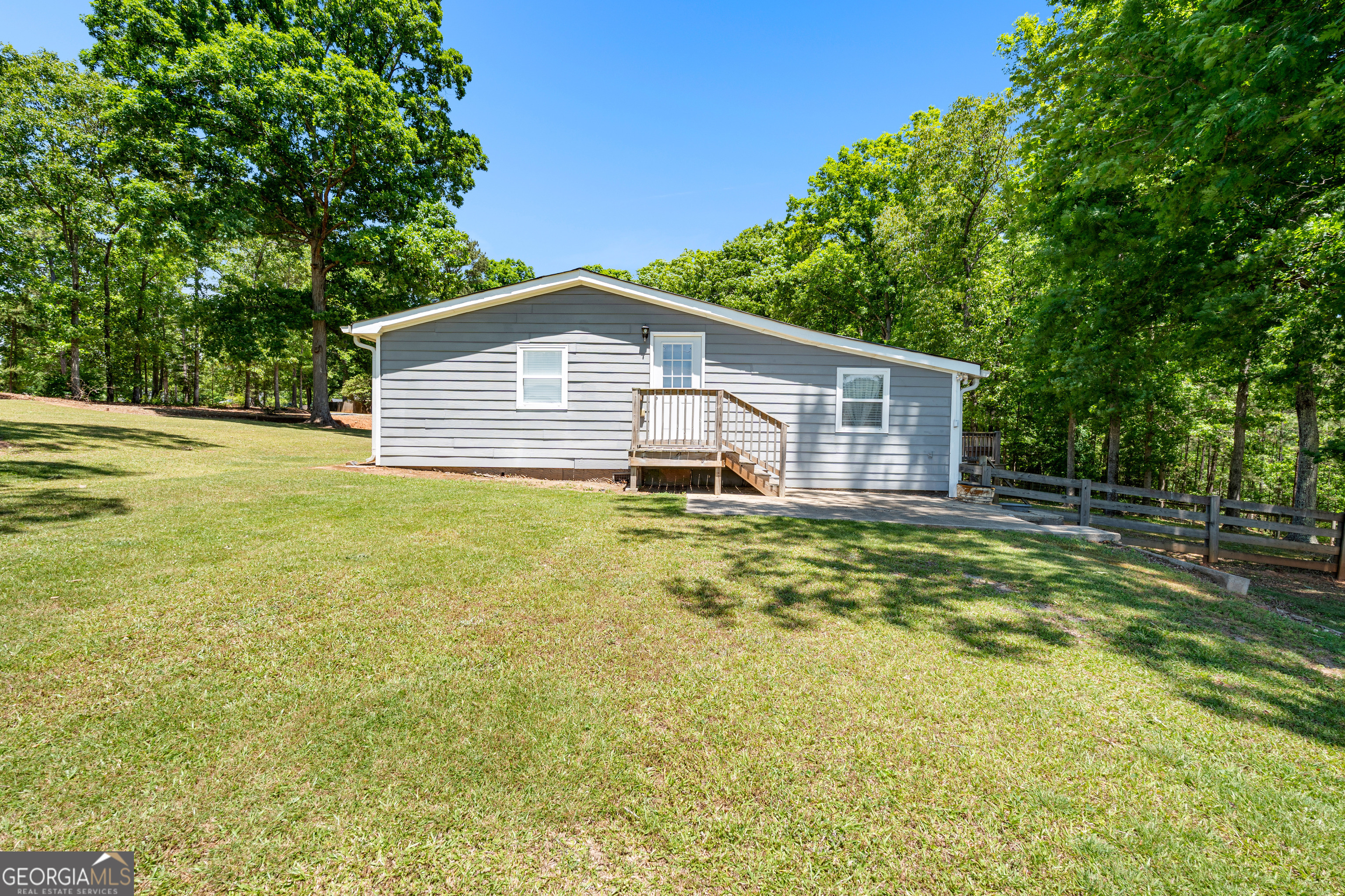 2086 Bethlehem Church Road Grantville GA 30220