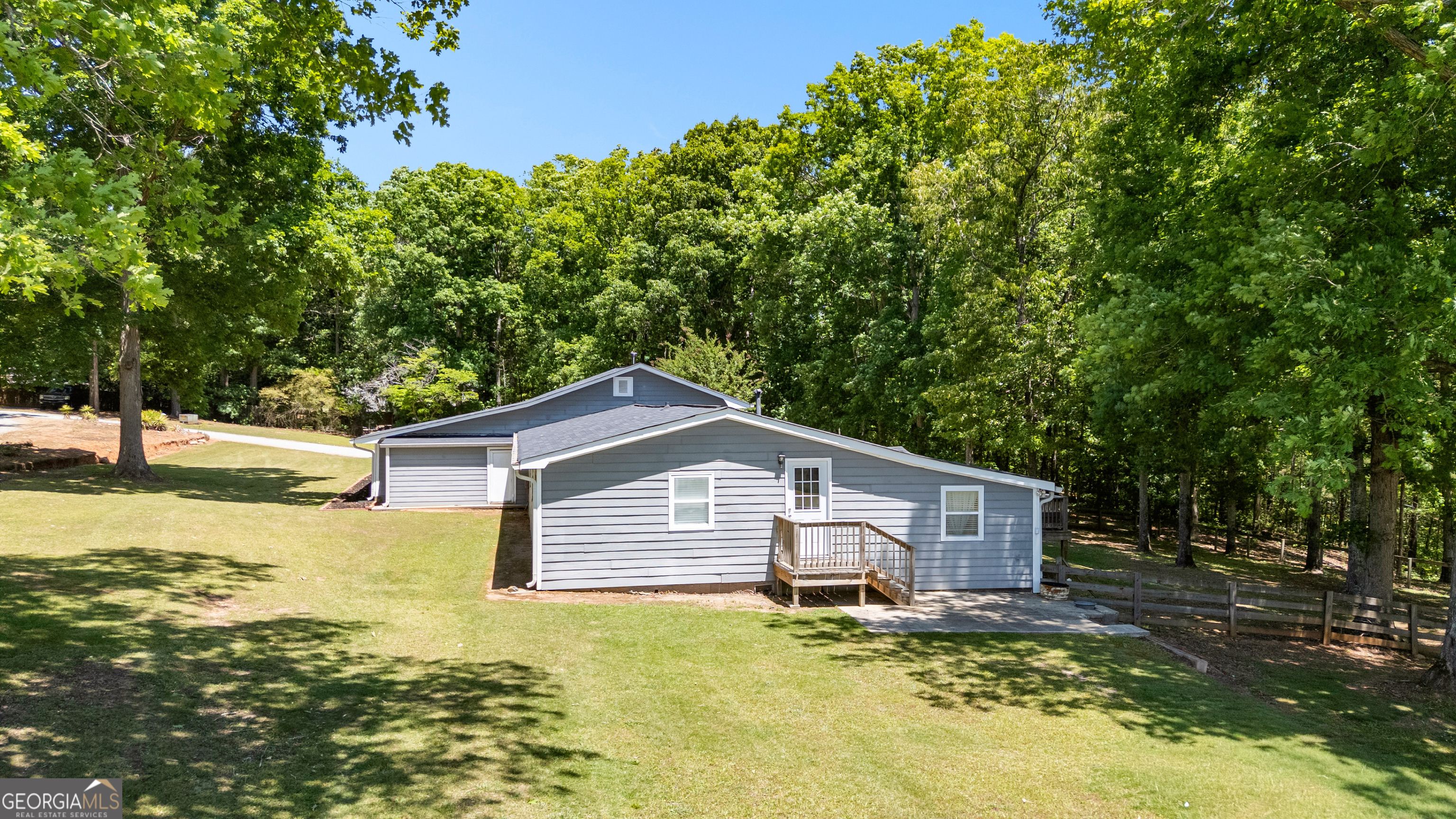2086 Bethlehem Church Road Grantville GA 30220