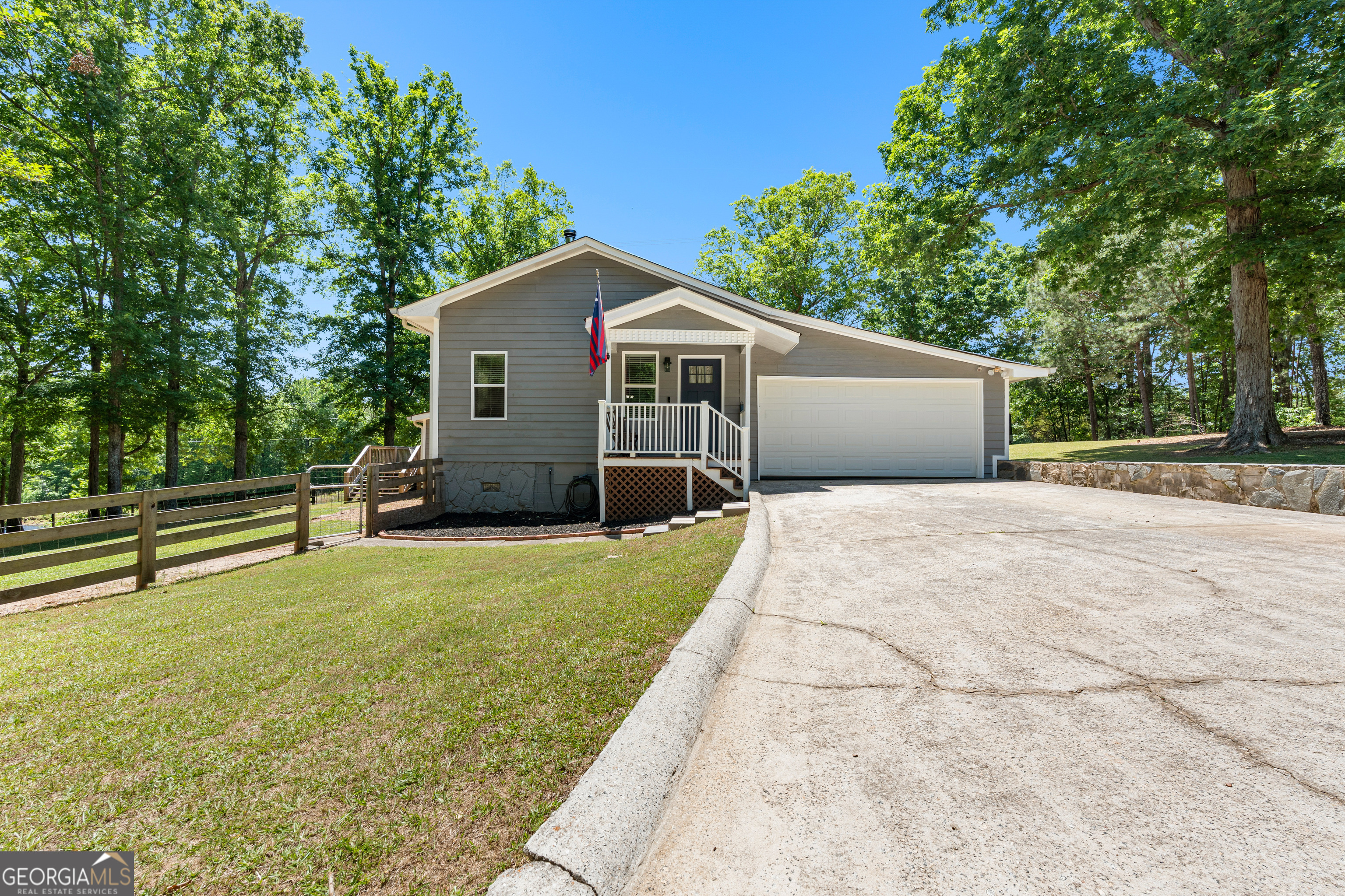 2086 Bethlehem Church Road Grantville GA 30220
