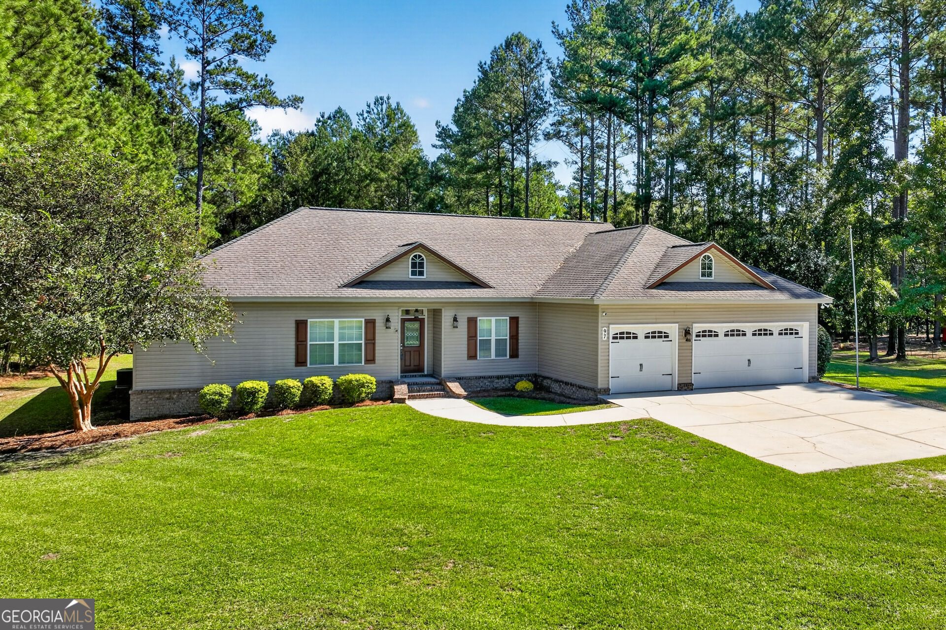 97 Jeni Wright Lane Brooklet GA 30415