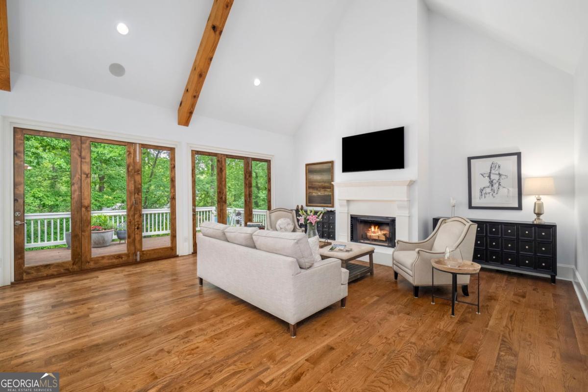 6321 Hunting Creek Road Sandy Springs GA 30328