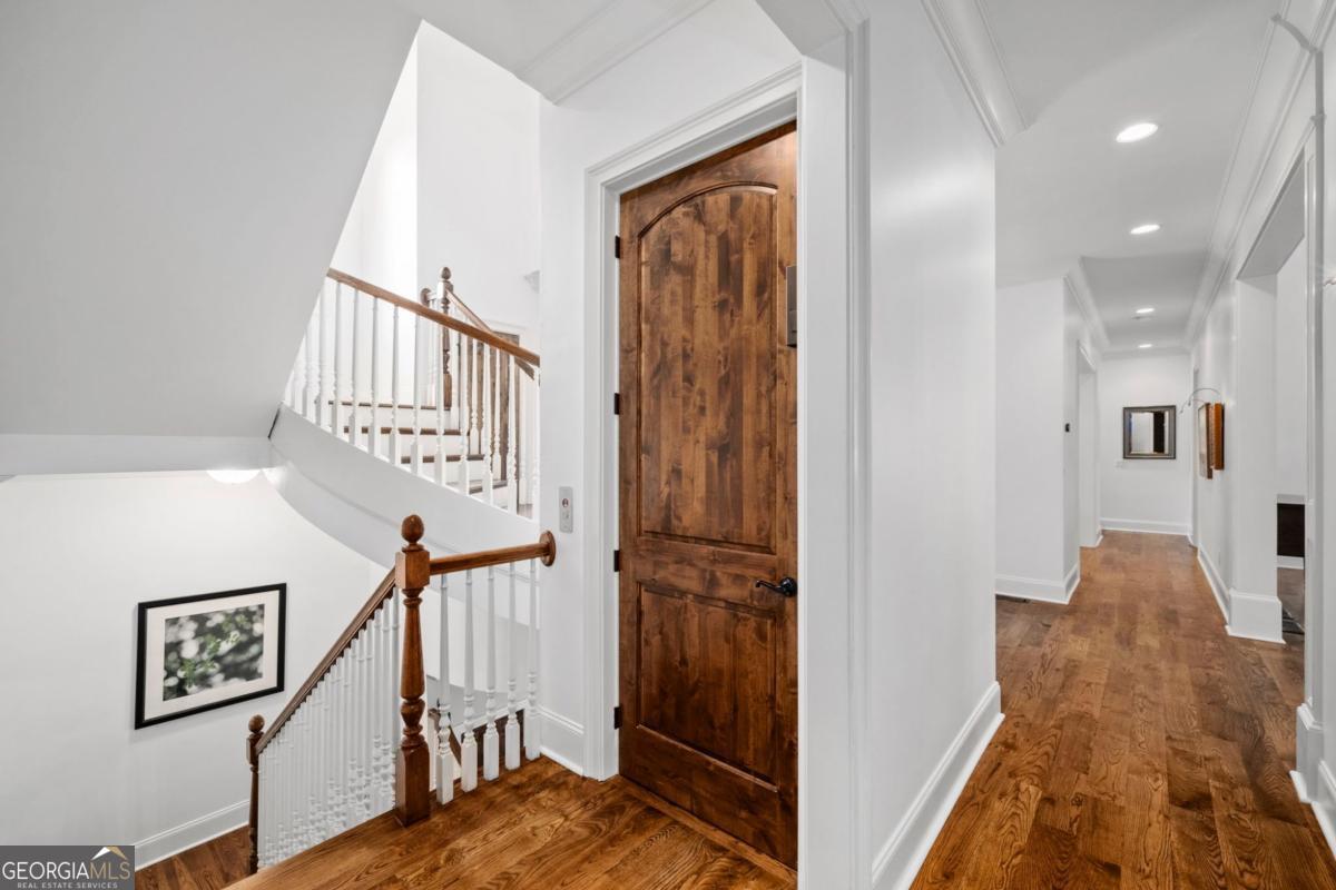 6321 Hunting Creek Road Sandy Springs GA 30328