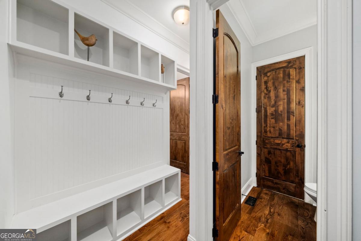 6321 Hunting Creek Road Sandy Springs GA 30328