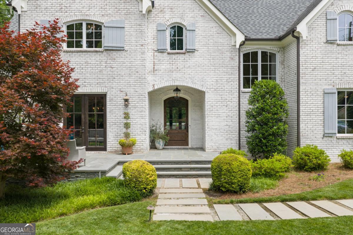 6321 Hunting Creek Road Sandy Springs GA 30328
