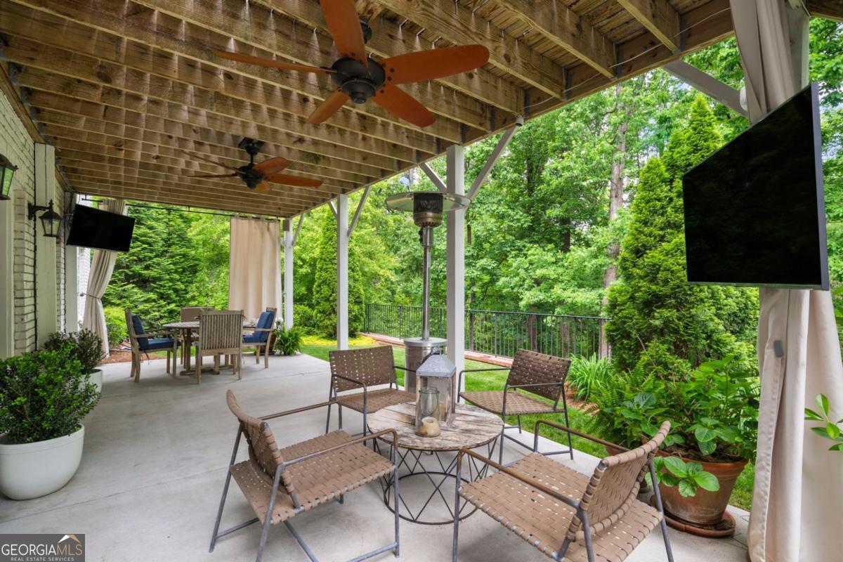 6321 Hunting Creek Road Sandy Springs GA 30328