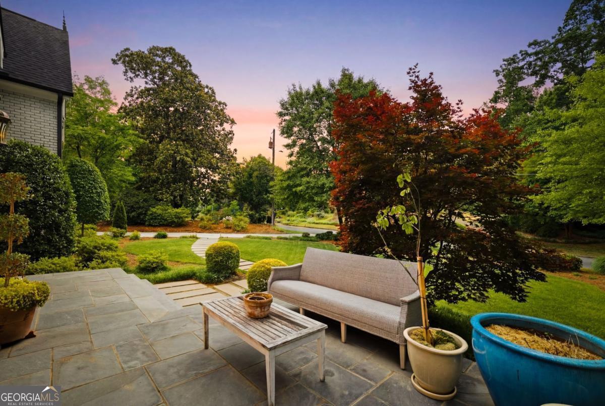 6321 Hunting Creek Road Sandy Springs GA 30328