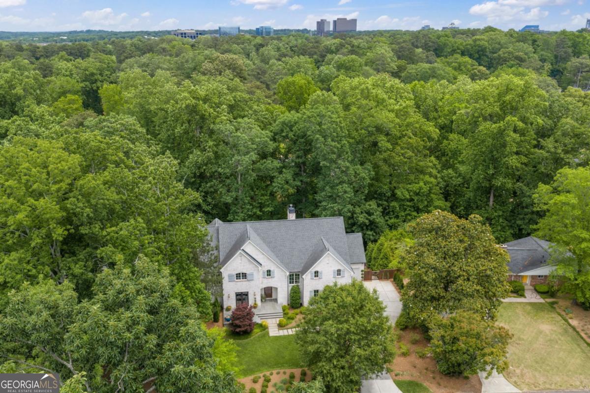 6321 Hunting Creek Road Sandy Springs GA 30328