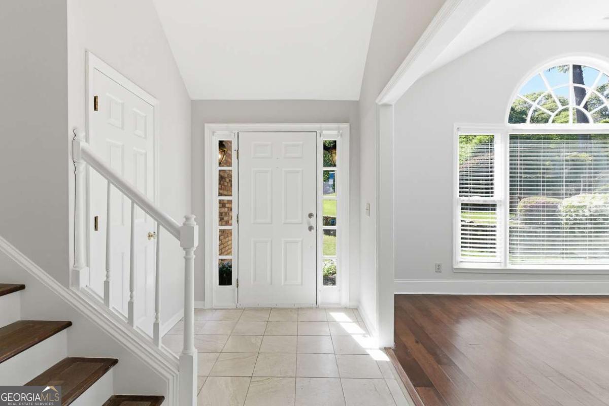 1156 Meadow Oaks Drive NW Acworth GA 30102