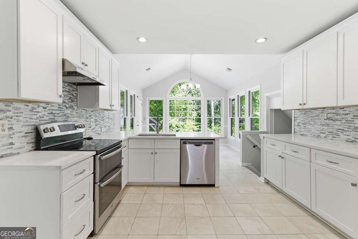1156 Meadow Oaks Drive NW Acworth GA 30102