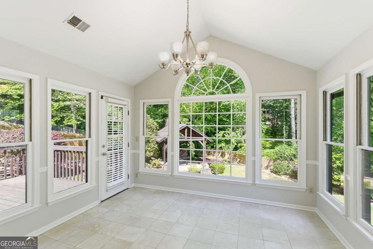 1156 Meadow Oaks Drive NW Acworth GA 30102
