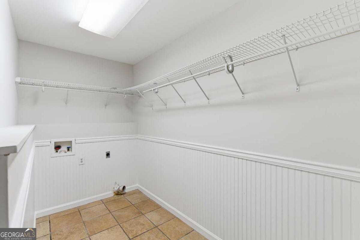 1156 Meadow Oaks Drive NW Acworth GA 30102