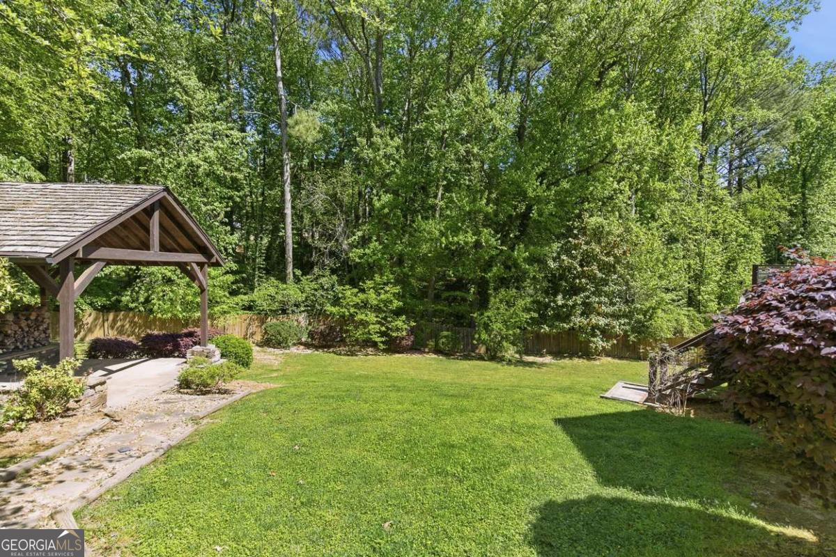 1156 Meadow Oaks Drive NW Acworth GA 30102