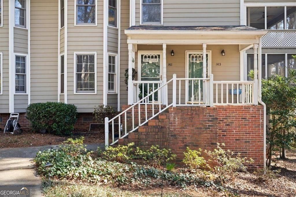 1411 Oakridge Circle Decatur GA 30033