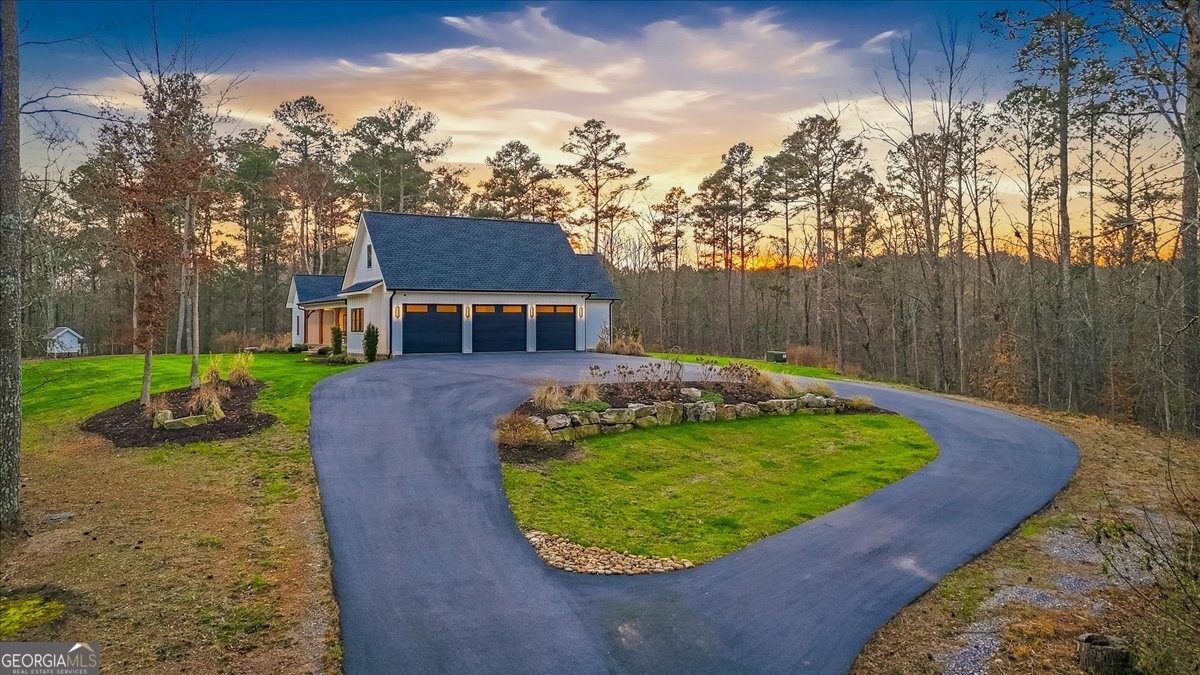 145 Moores Ferry Drive SW Plainville GA 30733