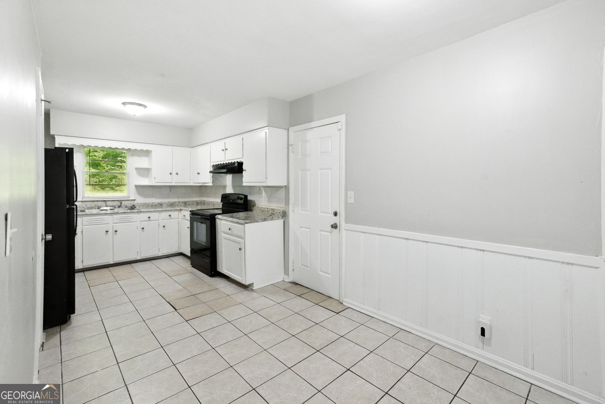 2370 Farley Street East Point GA 30344