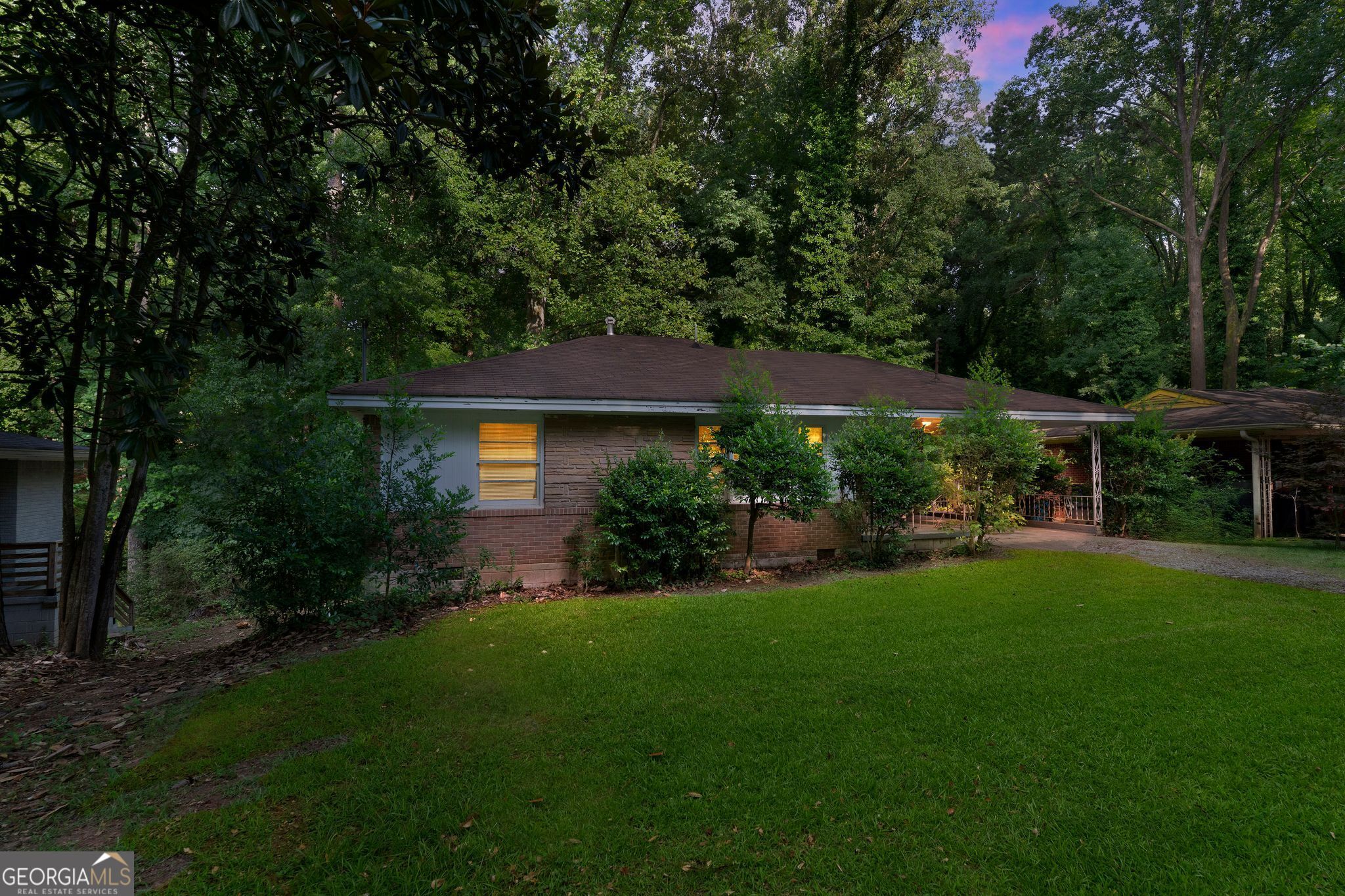 2370 Farley Street East Point GA 30344