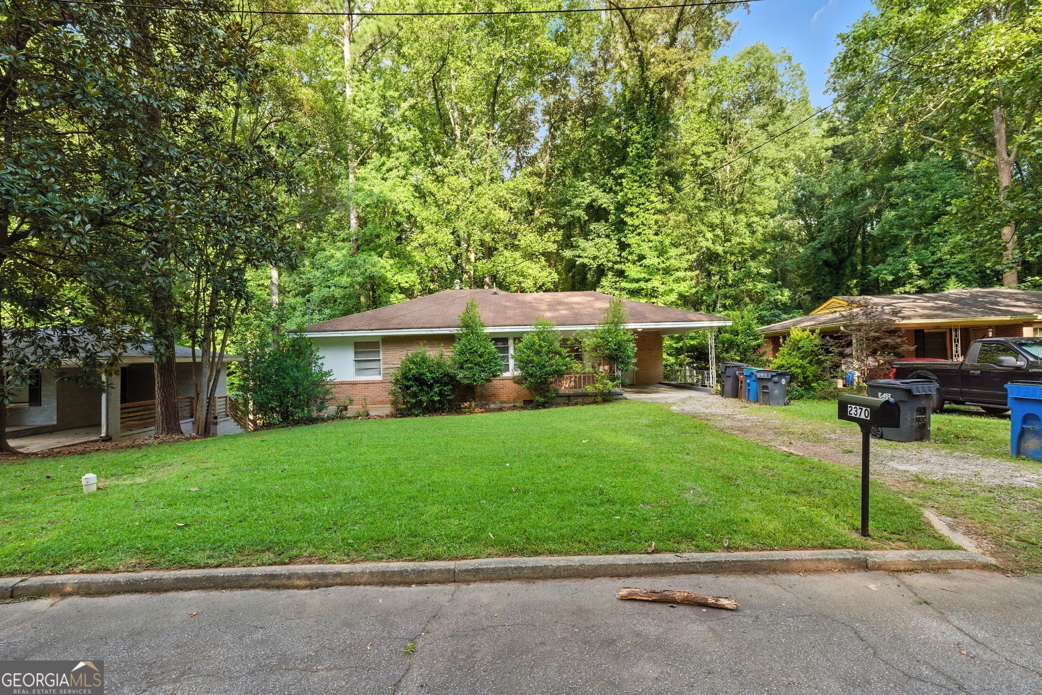2370 Farley Street East Point GA 30344