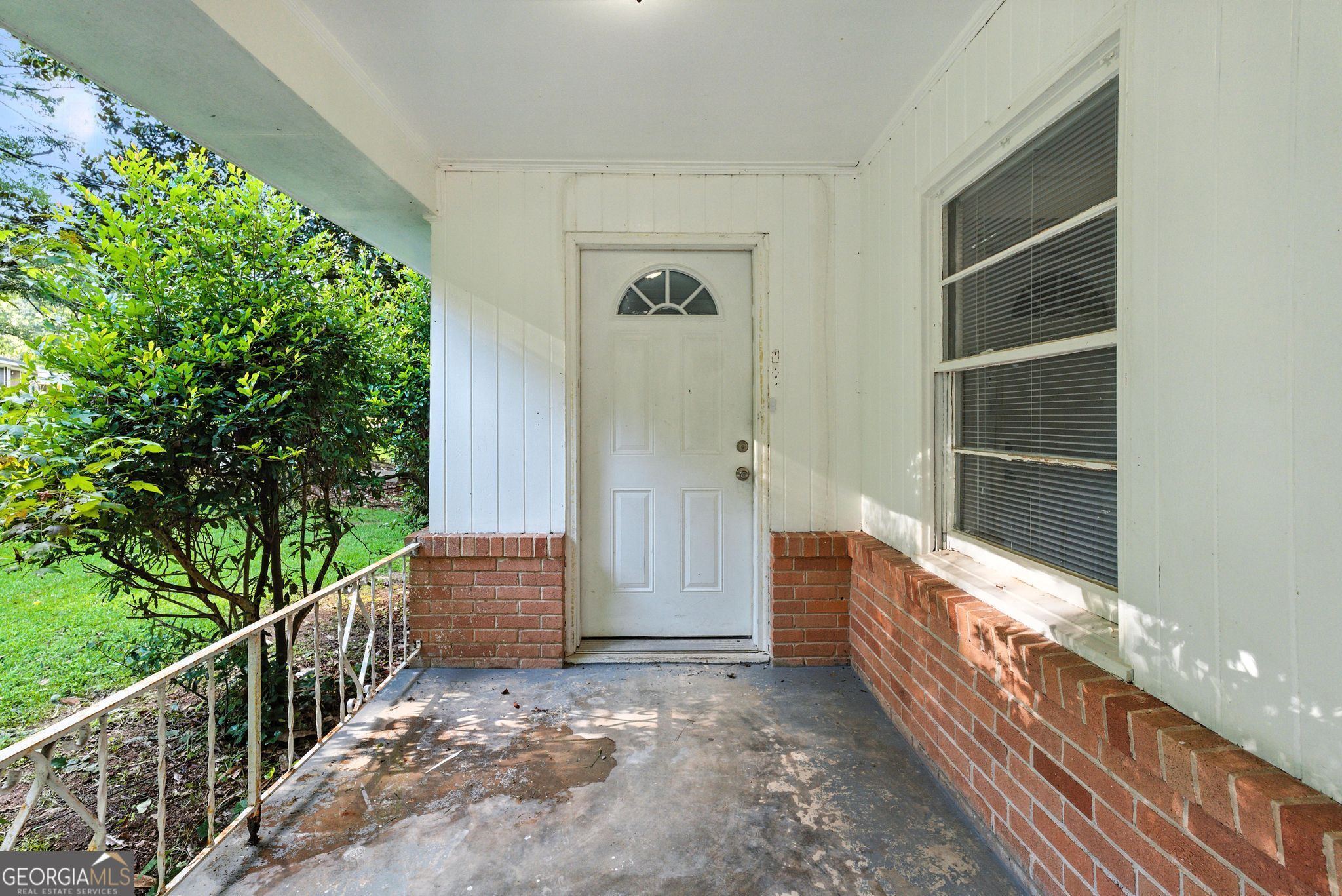 2370 Farley Street East Point GA 30344