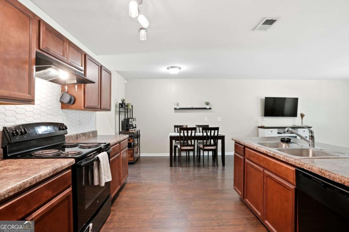 244 Sidney Lanier Avenue Athens GA 30607