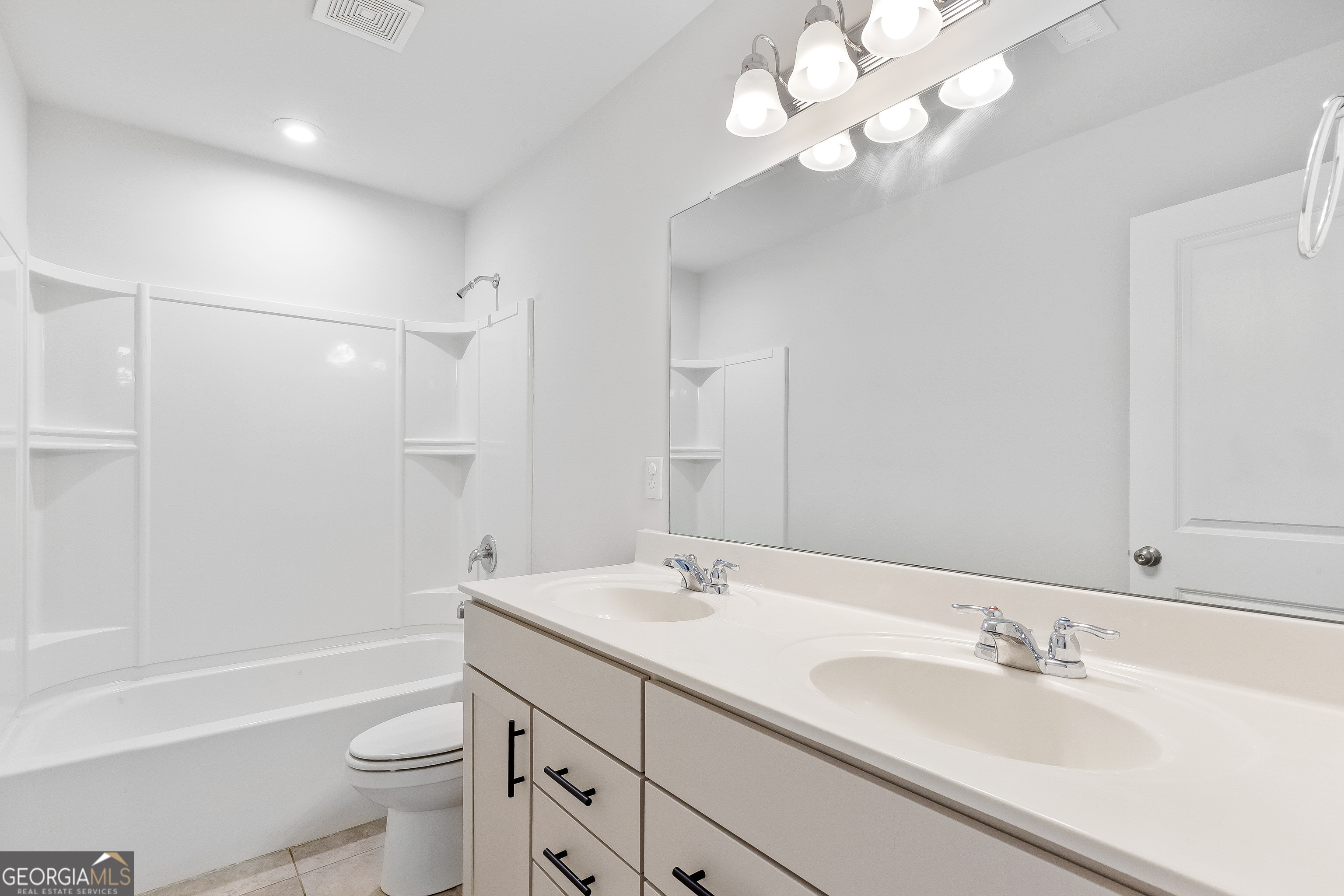 828 Royal Red Court Mcdonough GA 30253