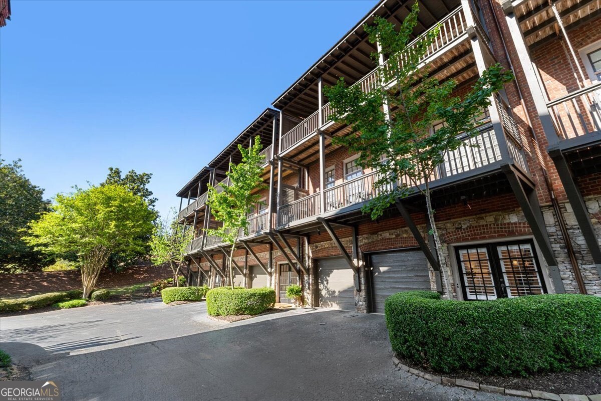 225 Founders Mill Court Roswell GA 30075