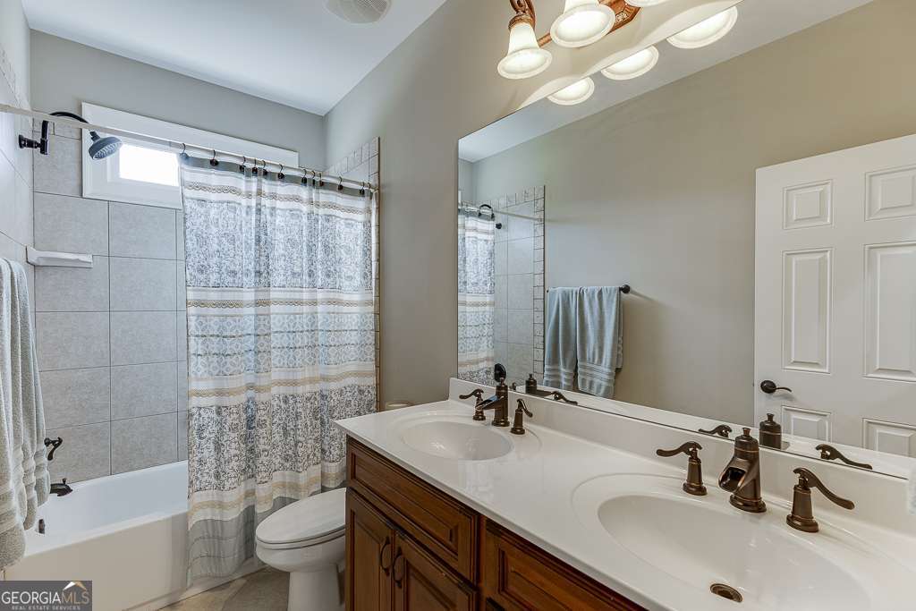 411 Meadow Lake Terrace Hoschton GA 30548