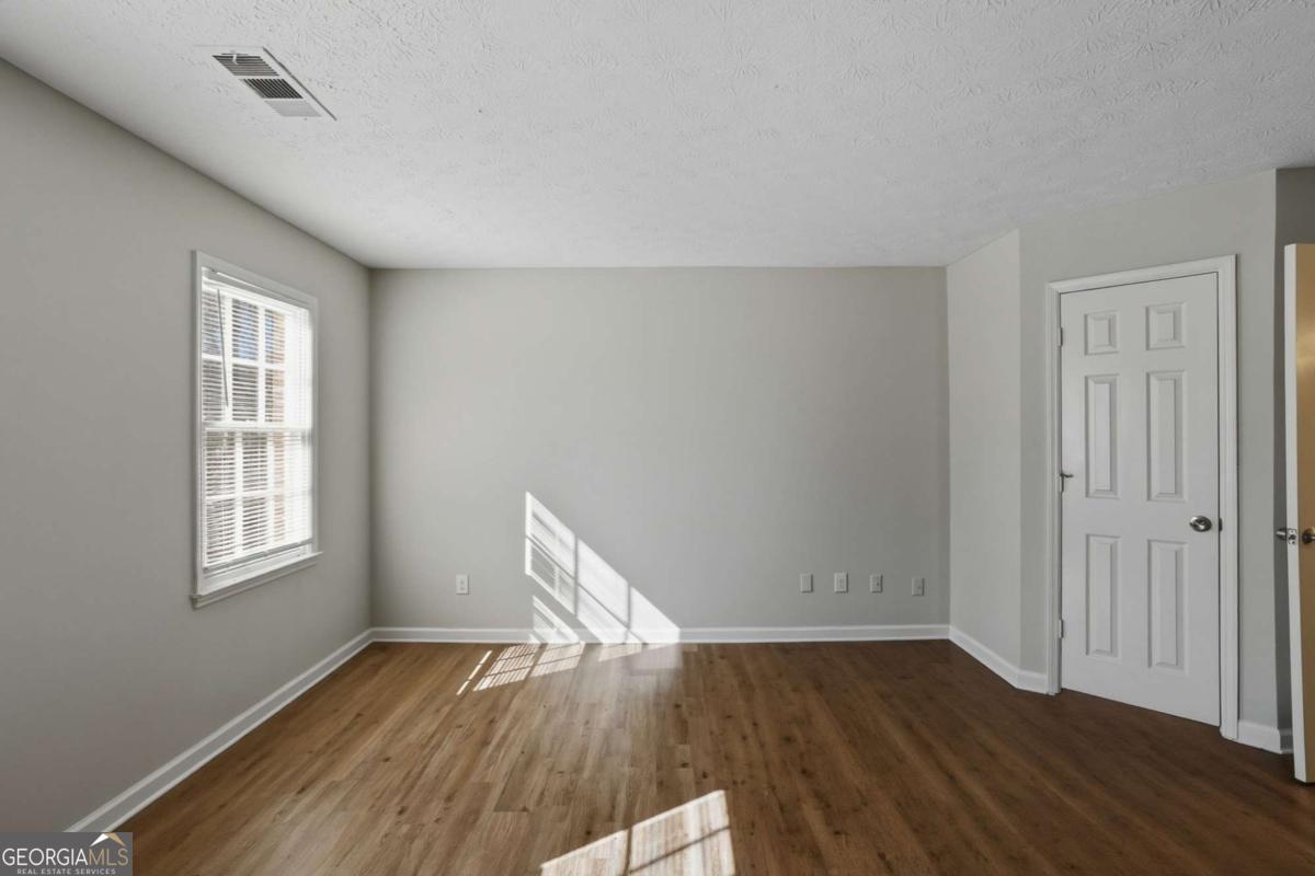 40 Lake Court Stockbridge GA 30281