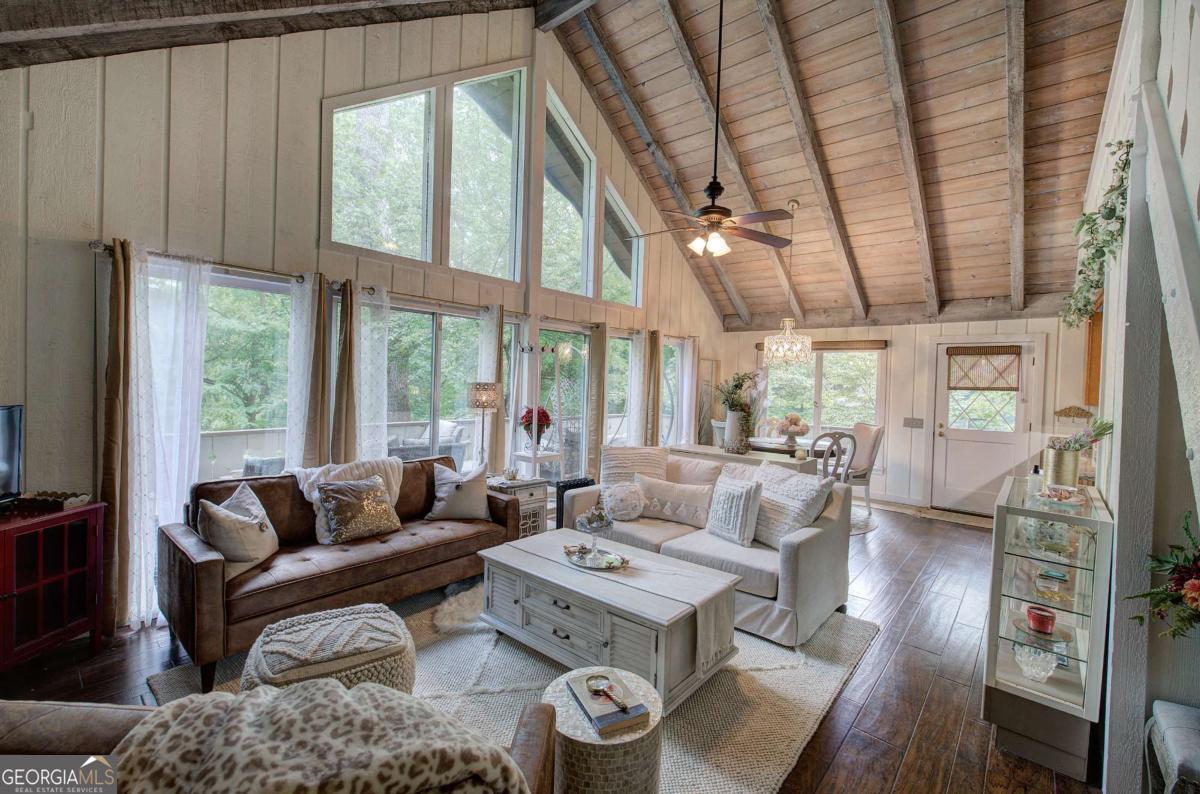 298 Lake View Trace Jasper GA 30143